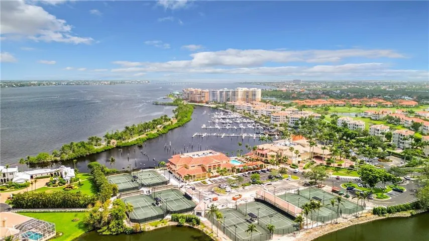 GULf HARBOUR aerial view