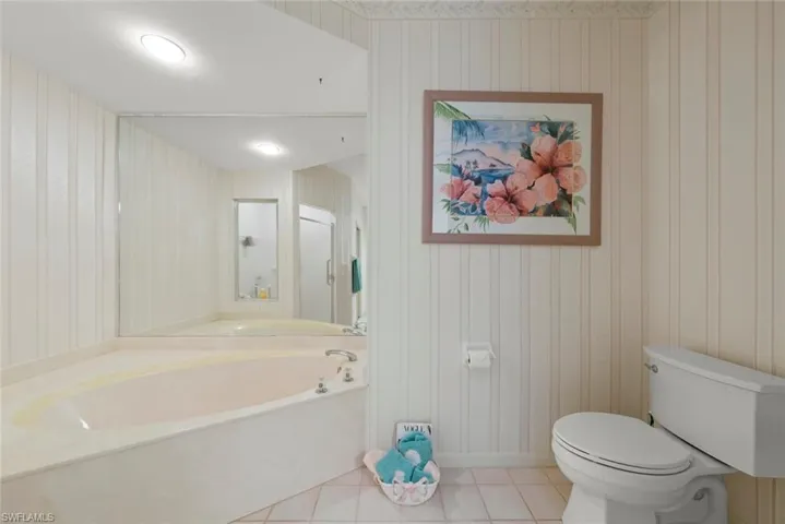 8026  Glen Abbey  CIR, Fort Myers, FL 33912
