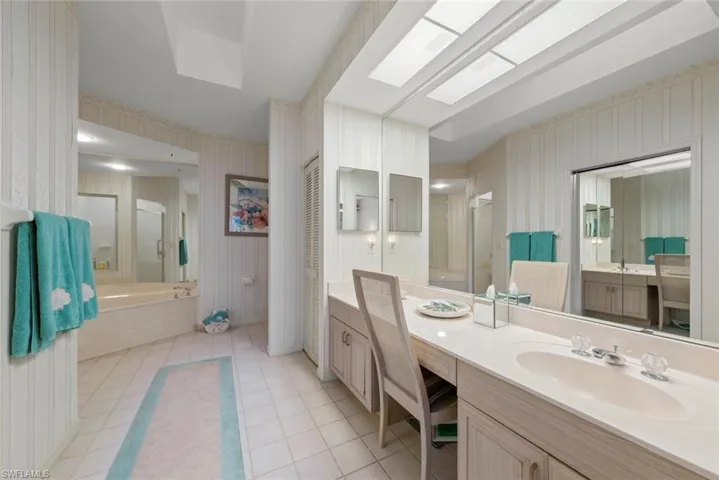 8026  Glen Abbey  CIR, Fort Myers, FL 33912
