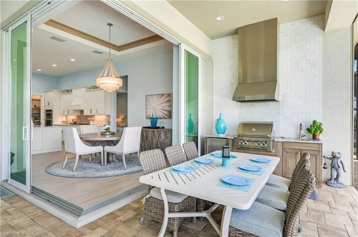 14338 Laguna Springs Ln, Naples, Florida 34114