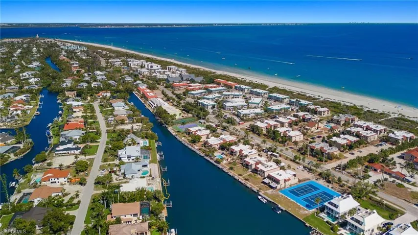Canal & Gulf Front