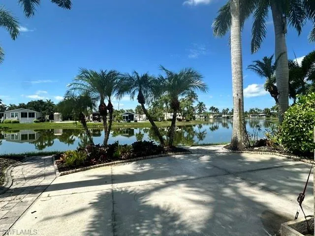 1311 Diamond Lake Cir, Naples, Florida 34114