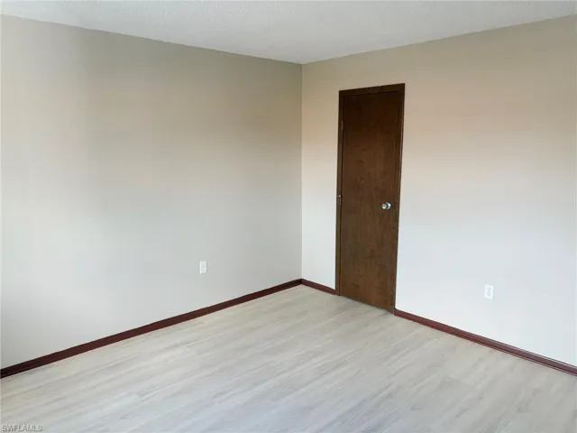 3704 Broadway 214, Fort Myers, Florida 33901