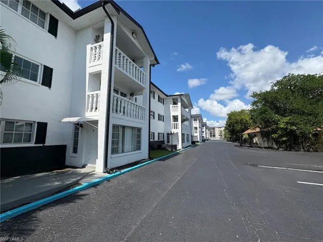 3704 Broadway 214, Fort Myers, Florida 33901