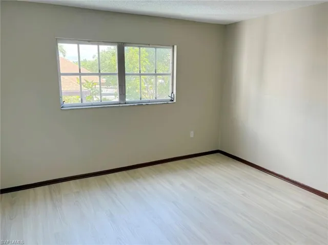 3704 Broadway 214, Fort Myers, Florida 33901