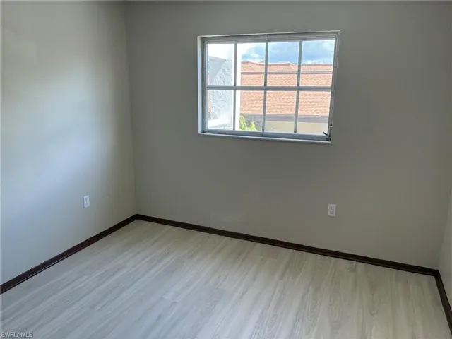 3704 Broadway 214, Fort Myers, Florida 33901