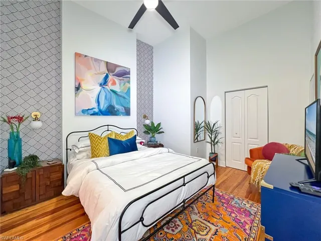 Guest bedroom