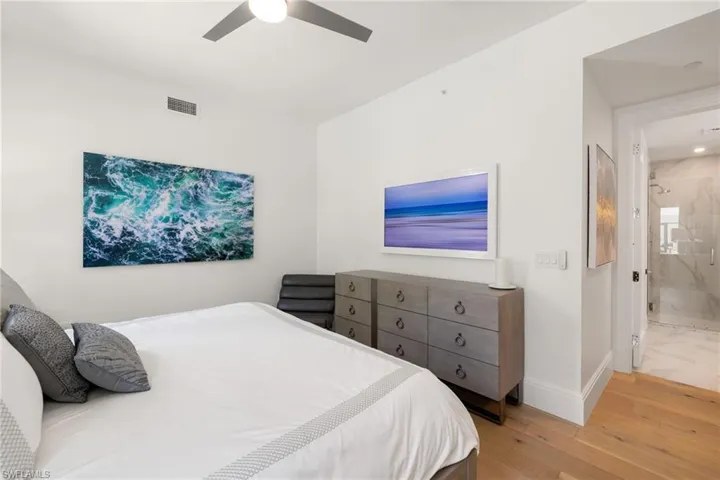 1130 3rd Ave S 210, Naples, Florida 34102