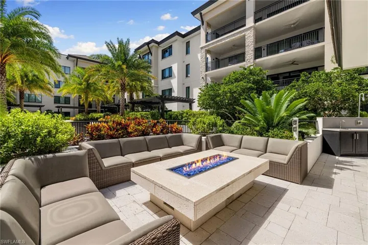 1130 3rd Ave S 210, Naples, Florida 34102
