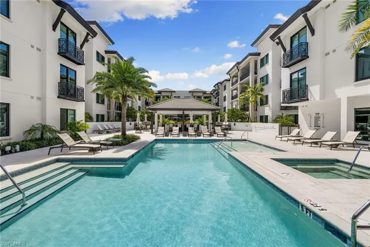 1130 3rd Ave S 210, Naples, Florida 34102