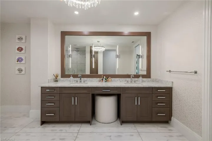 1130 3rd Ave S 210, Naples, Florida 34102