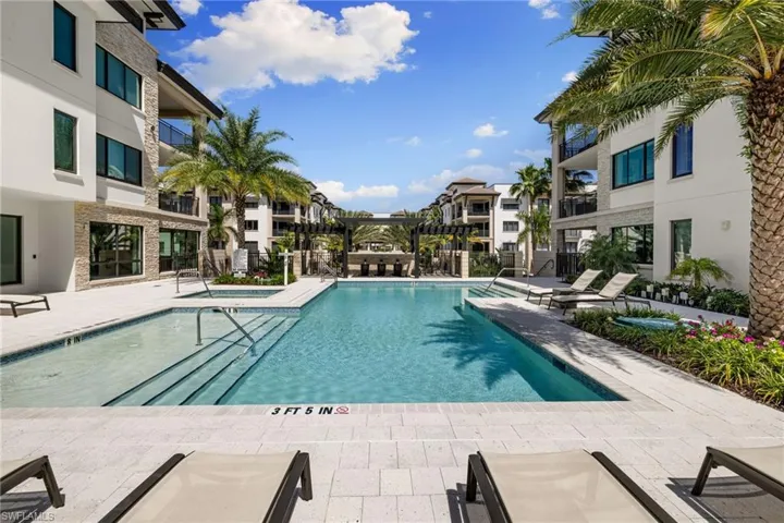 1130 3rd Ave S 210, Naples, Florida 34102