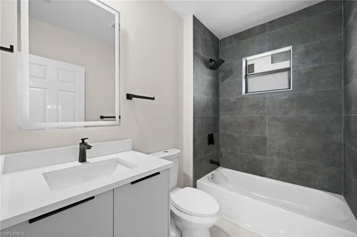 1204 Nw 13th Pl, Cape Coral Fl 33993