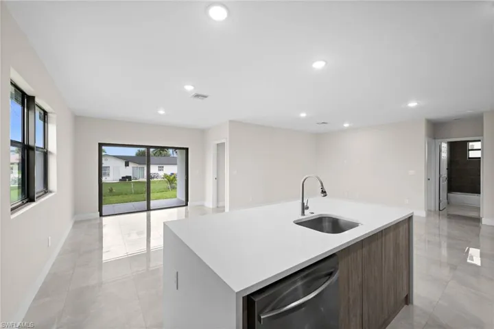 1204 Nw 13th Pl, Cape Coral Fl 33993