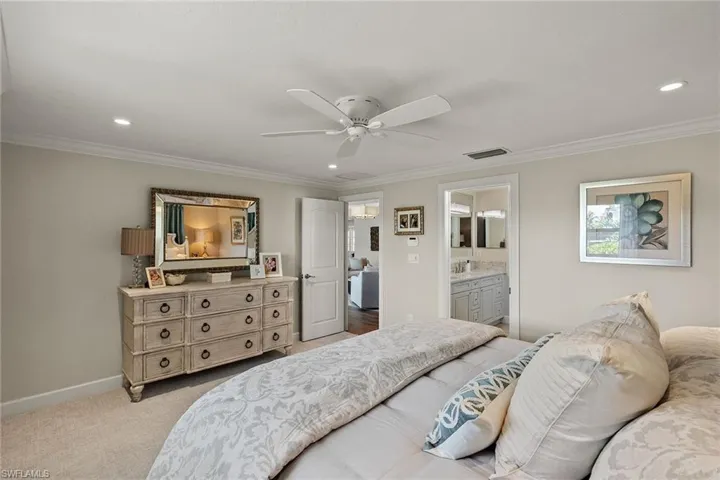 1674 Sabal Palm Dr, Sanibel, Florida 33957