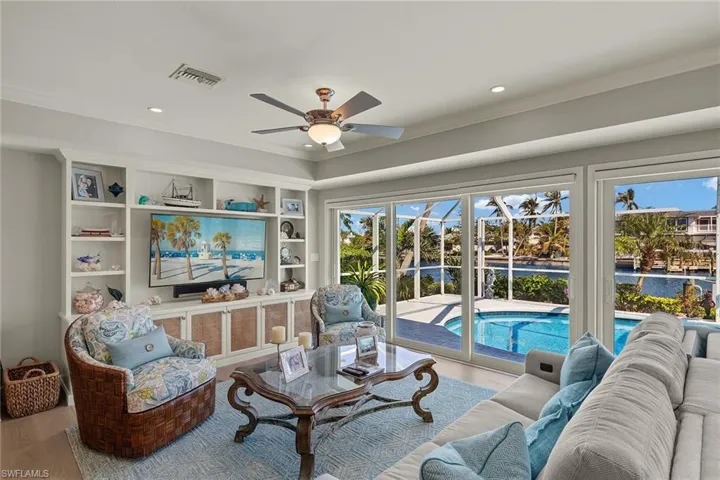 1674 Sabal Palm Dr, Sanibel, Florida 33957