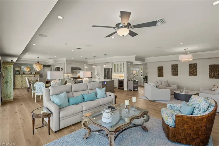 1674 Sabal Palm Dr, Sanibel, Florida 33957