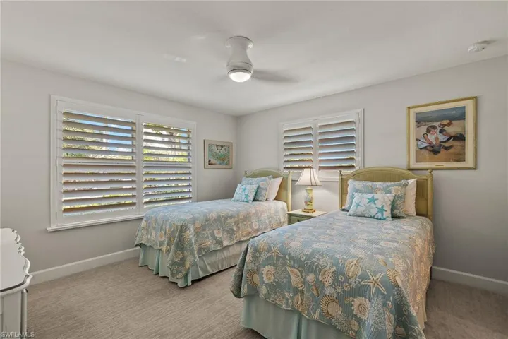 1674 Sabal Palm Dr, Sanibel, Florida 33957