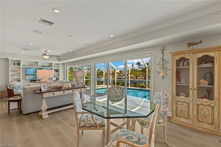1674 Sabal Palm Dr, Sanibel, Florida 33957