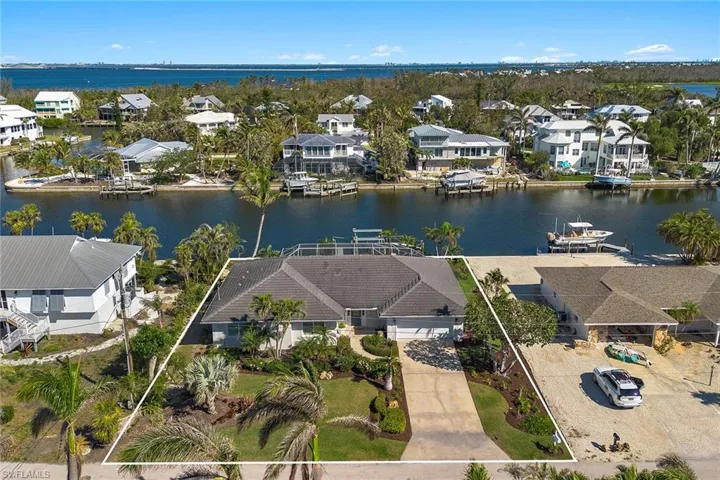 1674 Sabal Palm Dr, Sanibel, Florida 33957