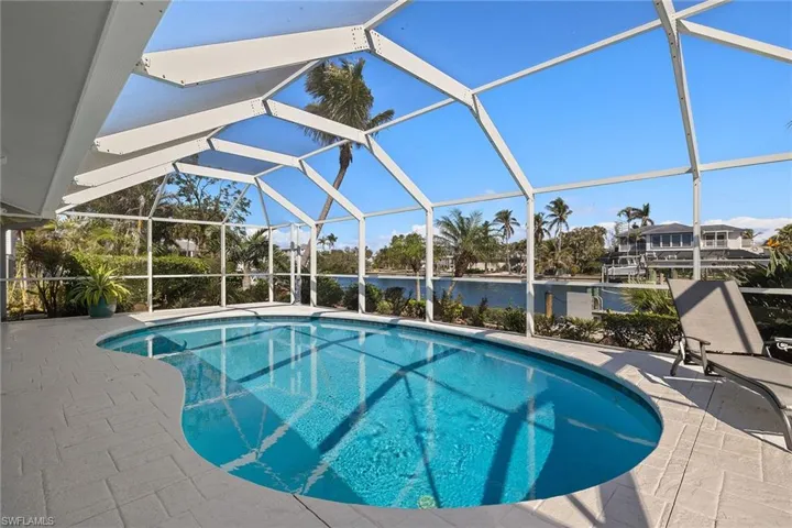 1674 Sabal Palm Dr, Sanibel, Florida 33957