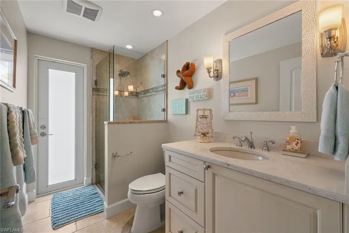 1674 Sabal Palm Dr, Sanibel, Florida 33957