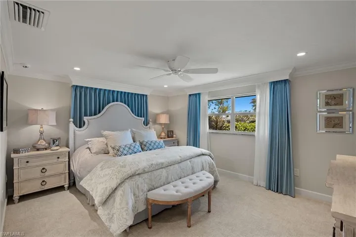 1674 Sabal Palm Dr, Sanibel, Florida 33957