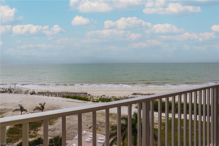 Direct Gulf of Mexico views!