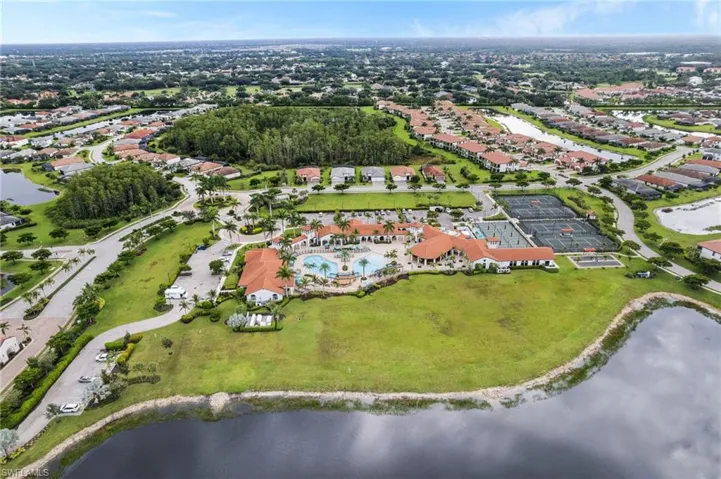 11166  Shady Lake  RUN, Fort Myers, FL 33913