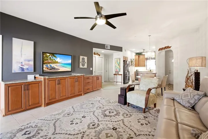 728 Victoria Dr 101, Cape Coral, Florida 33904