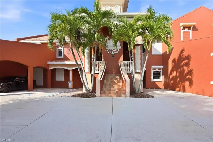 728 Victoria Dr 101, Cape Coral, Florida 33904