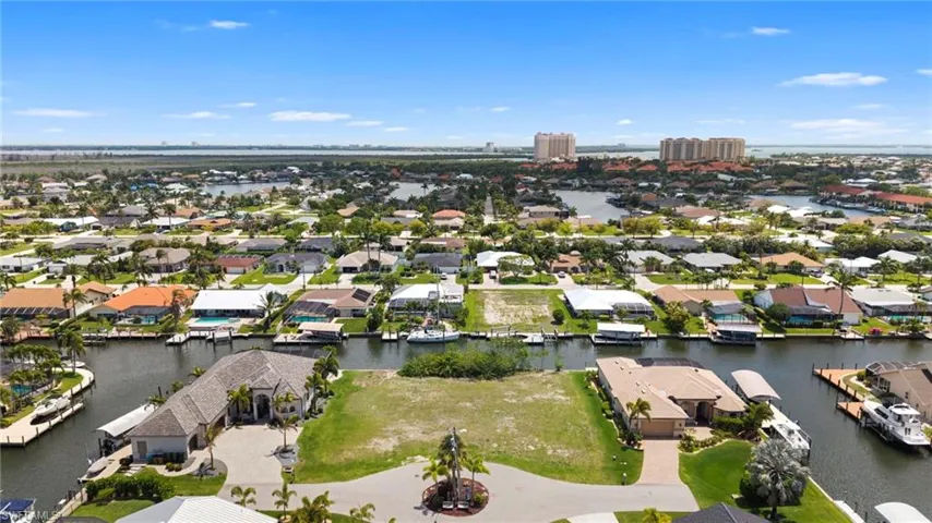 5347 SW 11th  AVE, Cape Coral, FL 33914