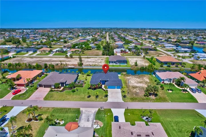 1733 SW 29th  TER, Cape Coral, FL 33914