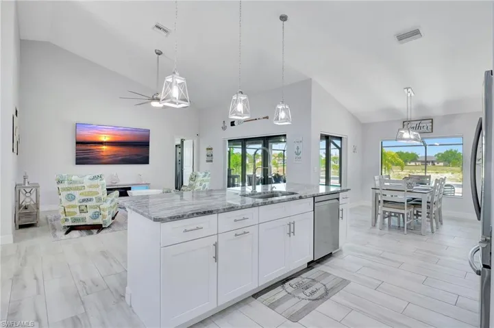 1733 SW 29th  TER, Cape Coral, FL 33914