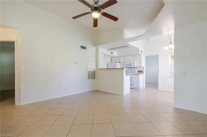 12561 Equestrian Cir 802, Fort Myers, Florida 33907