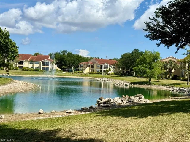 12561 Equestrian Cir 802, Fort Myers, Florida 33907