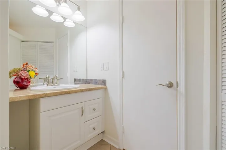 12561 Equestrian Cir 802, Fort Myers, Florida 33907