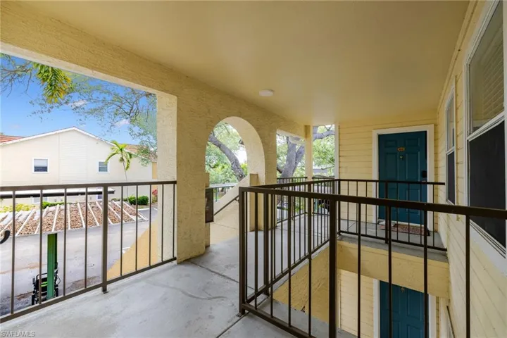 12561 Equestrian Cir 802, Fort Myers, Florida 33907