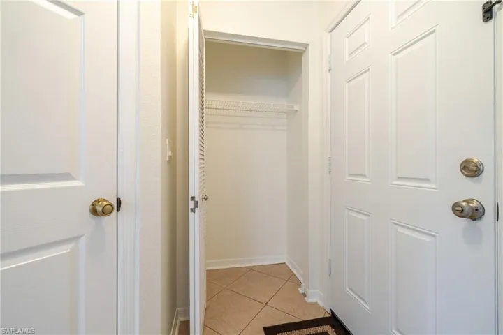 12561 Equestrian Cir 802, Fort Myers, Florida 33907