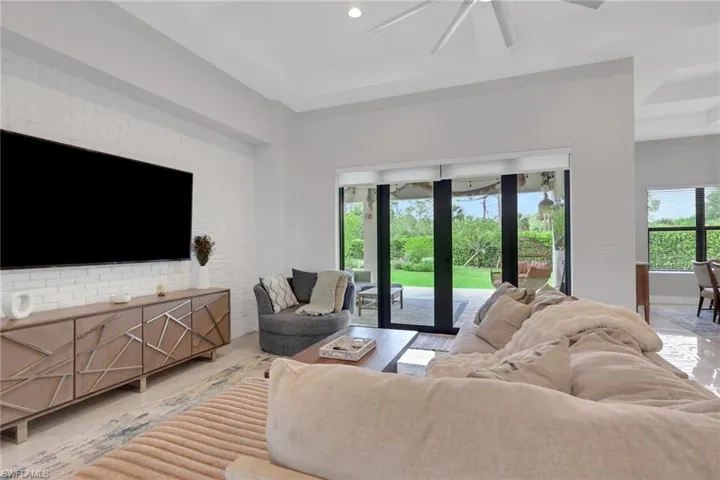 3028 Woodstock Ave, Naples, Florida 34120