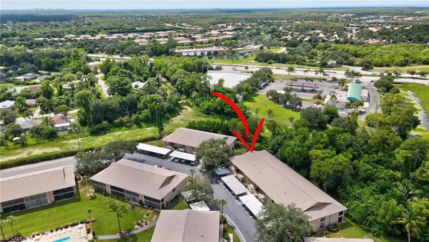 240  Pebble Beach  CIR, Naples, FL 34113