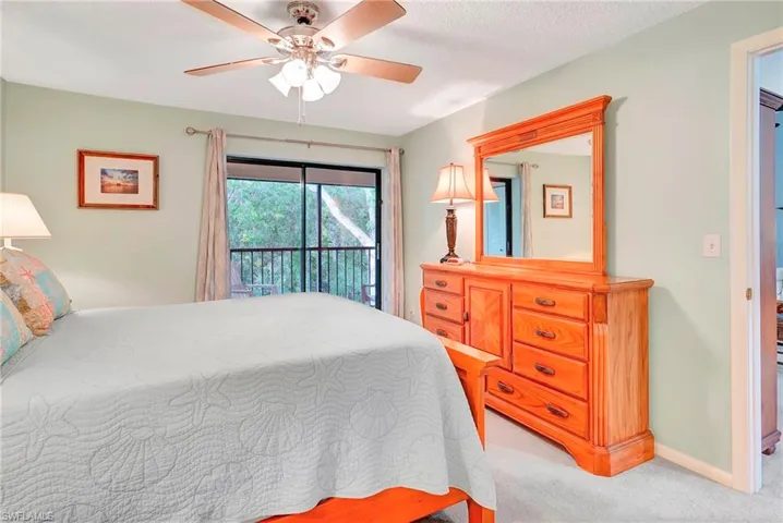 240  Pebble Beach  CIR, Naples, FL 34113