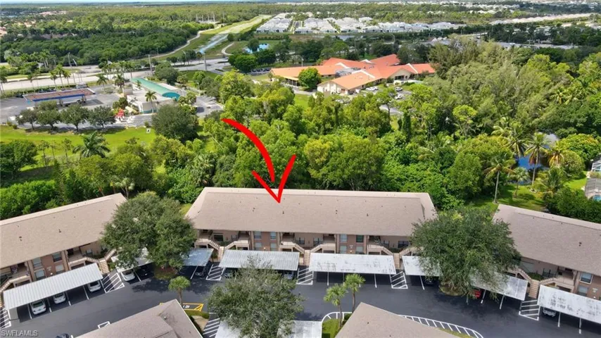 240  Pebble Beach  CIR, Naples, FL 34113