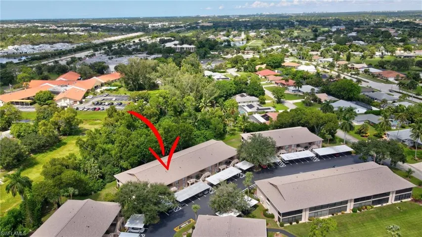 240  Pebble Beach  CIR, Naples, FL 34113