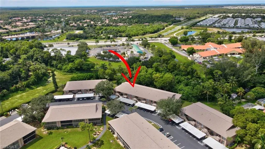 240  Pebble Beach  CIR, Naples, FL 34113