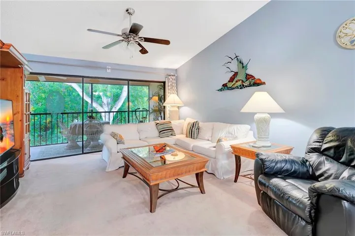 240  Pebble Beach  CIR, Naples, FL 34113