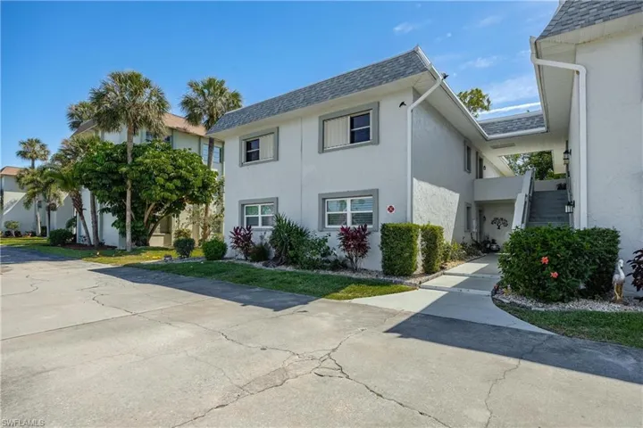 4828  Golf Club  CT, North Fort Myers, FL 33903