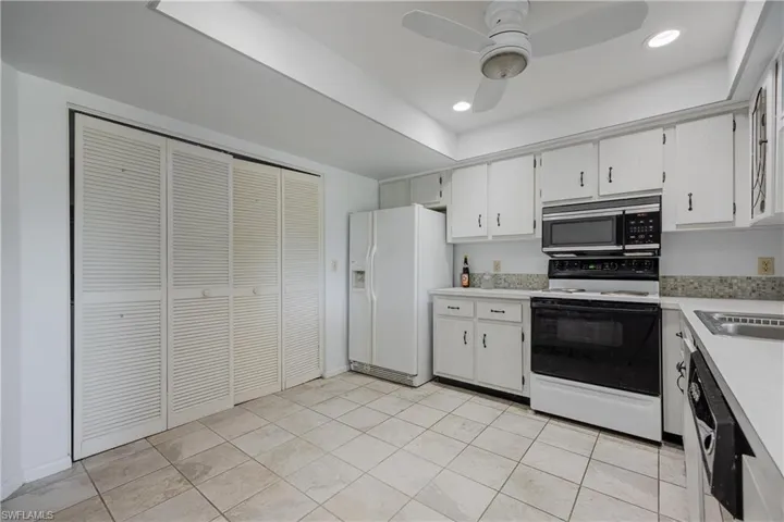 4828  Golf Club  CT, North Fort Myers, FL 33903