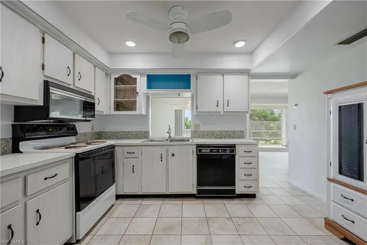 4828  Golf Club  CT, North Fort Myers, FL 33903