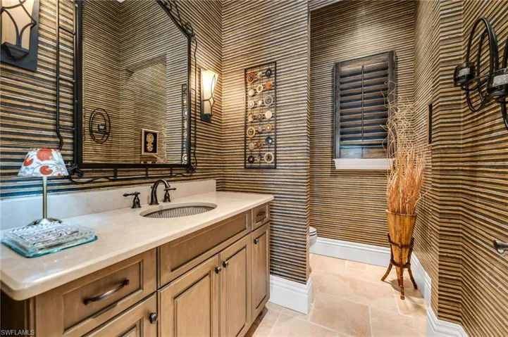 28724 La Caille Dr, Naples, Florida 34119